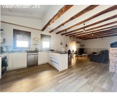 Casa con jardin, garaje y amplios espacios en Sant Marti de Tous