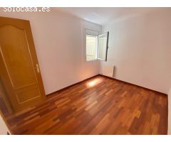 PISO EN IGUALADA PARA ENTRAR A VIVIR CON PARQUING ZONA SETCAMINS