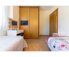 Fantastico Piso en La Pineda de Salou, 2 dormitorios dobles, piscina comunitaria.