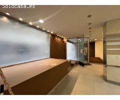 Espectacular local 150 m2 en esquina calle Odena con Avenida Barcelona