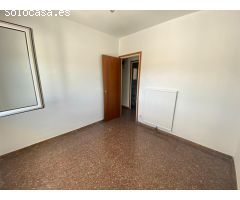 Impresionante Atico Esquinero, 4 dormitorios, 2 baños y terraza de 80m2.