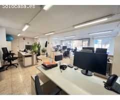 Espectacular local oficina con 170 m2 en Avenida Barcelona zona Esclat
