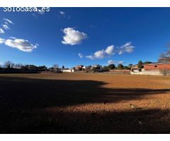 Oportunidad de Inversión Excepcional: Terreno Solar Rústico en Font del Camaró