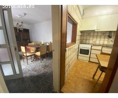 Fantastica casa en Santa Margarida de montbui, 5 dormitorios, 4 terrazas, patio + almacén.