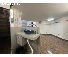 LOCAL COMERCIAL CON ALTILLO SITUADO EN ZONA  DR. PUJADES