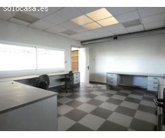 Espectacular nave de 1000 m2 en P.I. Las Comas de Igualada para entrar