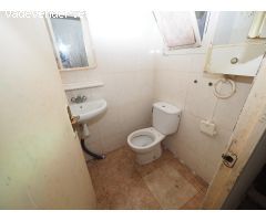 SE VENDE CASA ADOSADA EN TERRASSA, ZONA CA NANGLADA