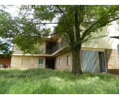 CASA CON TERRENO EN CALLE  LOPE DE VEGA 12