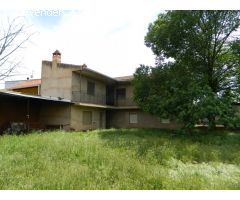 CASA CON TERRENO EN CALLE  LOPE DE VEGA 12