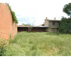 CASA CON TERRENO EN CALLE  LOPE DE VEGA 12