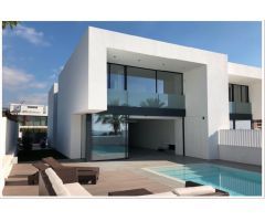 Espectacular villa de lujo de nueva construccion, con piscina privada, en venta en Ibiza