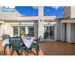 ¡El Ático Dúplex de Tus Sueños con Terrazas de Ensueño en el Corazón de Castelldefels te Espera! ??