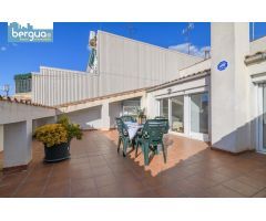 ¡El Ático Dúplex de Tus Sueños con Terrazas de Ensueño en el Corazón de Castelldefels te Espera! ??