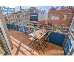 ¡El Ático Dúplex de Tus Sueños con Terrazas de Ensueño en el Corazón de Castelldefels te Espera! ??