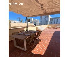 Ático Luminoso con Gran Terraza y Vistas en Ciutat Vella