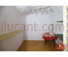 Casa Cueva en Venta en San Vicente del Raspeig, Alicante