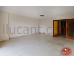 Piso en Alquiler en San Juan de Alicante, Alicante