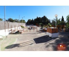 Chalet en Venta en Monforte del Cid, Alicante