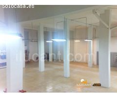 Oportunidad local de 500 m2 cerca de PLAZA TOROS y PLAZA AMERICA