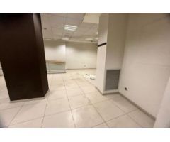 Local comercial en Palomeras Sureste, Madrid.