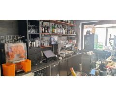TRASPASO DE NEGOCIO EN LOS BOLICHES, FUENGIROLA. CAFÉ-BAR-RESTAURANTE EN ESQUINA CON TERRAZA.