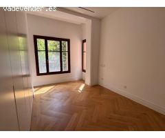 EXCLUSIVA--PISO PRIMERO DE 138,91 M2 EN AVENIDA COMTE DE SALLENT CON PARKING!!!!