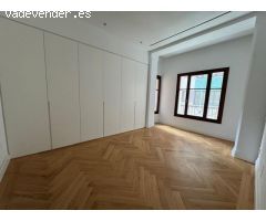 EXCLUSIVA--PISO PRIMERO DE 156,79 M2  EN AVENIDA COMTE DE SALLENT CON TERRAZA Y PARKING!!!!
