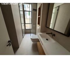 EXCLUSIVA--PISO PRIMERO DE 156,79 M2  EN AVENIDA COMTE DE SALLENT CON TERRAZA Y PARKING!!!!