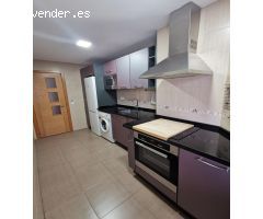PISO REFORMADO CON ASCENSOR A UN PASO DE LAS ESTACIONES!!