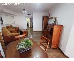 PISO REFORMADO CON ASCENSOR A UN PASO DE LAS ESTACIONES!!