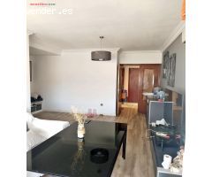 PISO EN PARQUE AZAHARA EN URBANIZACIÓN CON PISCINA Y COCHERA POR - 160.000€ -