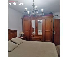PISO EN PARQUE AZAHARA EN URBANIZACIÓN CON PISCINA Y COCHERA POR - 160.000€ -