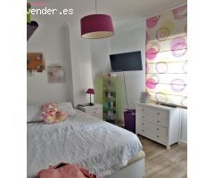 PISO EN PARQUE AZAHARA EN URBANIZACIÓN CON PISCINA Y COCHERA POR - 160.000€ -