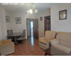 AMPLIO PISO DE 4 HABITACIONES EN ALQUILER!  ZONA EL CAIRO!