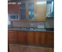 AMPLIO PISO DE 4 HABITACIONES EN ALQUILER!  ZONA EL CAIRO!