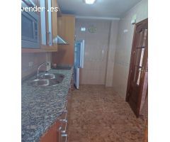 AMPLIO PISO DE 4 HABITACIONES EN ALQUILER!  ZONA EL CAIRO!