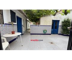 CASA CON PATIO A LA VENTA EN BELMEZ