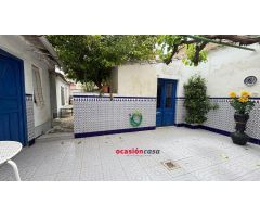 CASA CON PATIO A LA VENTA EN BELMEZ