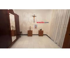 CASA CON PATIO A LA VENTA EN BELMEZ