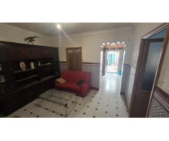 CASA PARA REFORMAR EN EL CENTRO DE PUEBLONUEVO