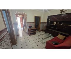 CASA PARA REFORMAR EN EL CENTRO DE PUEBLONUEVO