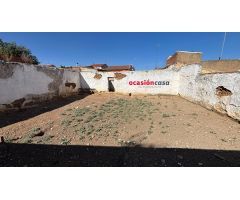 CASA DE 345 M2 PARA REFORMAR EN LA ZONA DE PEÑARROYA
