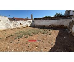 CASA DE 345 M2 PARA REFORMAR EN LA ZONA DE PEÑARROYA