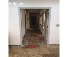 LOCAL COMERCIAL EN PLENA ZONA DE PASO