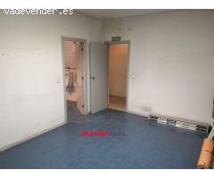 LOCAL COMERCIAL EN PLENA ZONA DE PASO