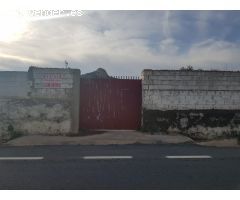 TERRENO URBANO DE 350 M2 CON NAVE Y COCHERA
