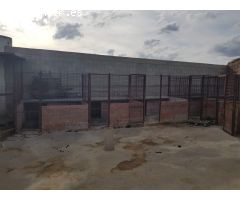 TERRENO URBANO DE 350 M2 CON NAVE Y COCHERA