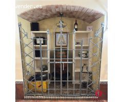 LOCAL COMERCIAL EN ZONA HESPERIA - RESTAURANTE TOTALMENTE EQUIPADO