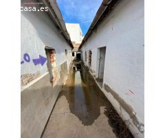 Casa para derribar en zona excepcional.