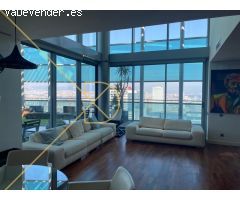 Magnífico ático duplex con tza. con pisicina privasa y vistas frontales a mar